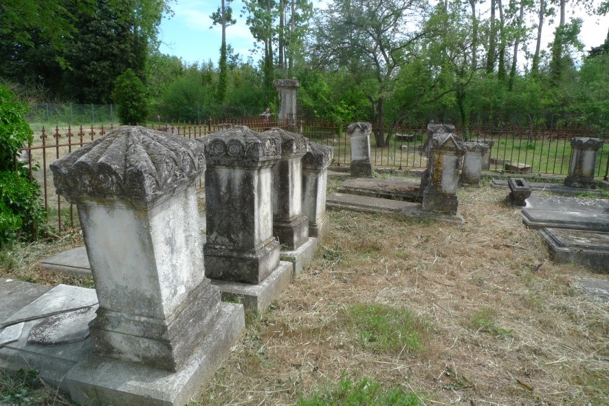 Isle sur la Sorgue Cimetière